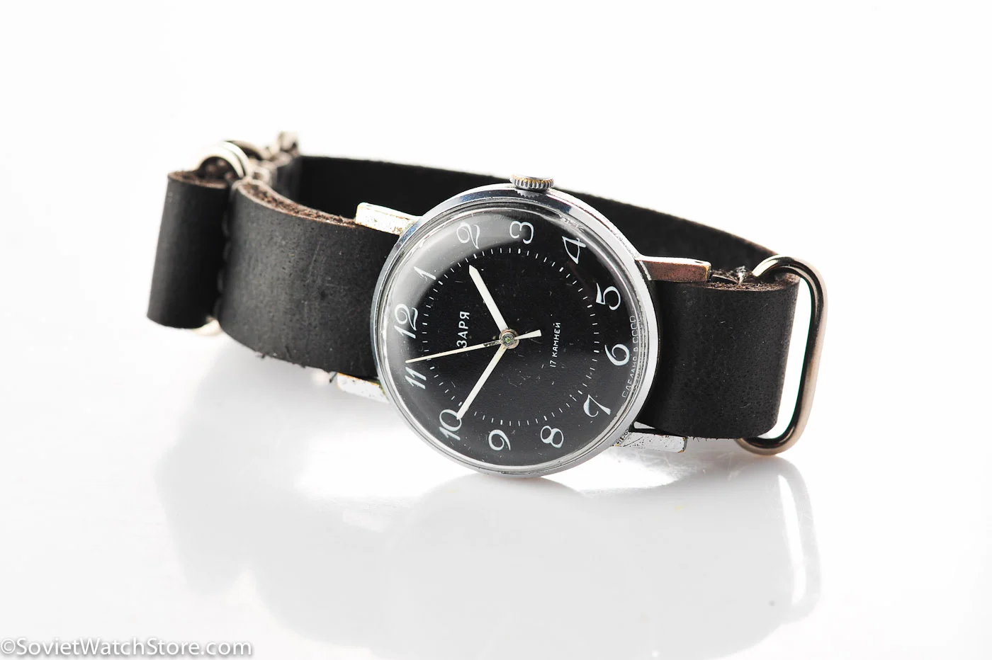 Zarya mechanical watch + genuine leather NATO strap!