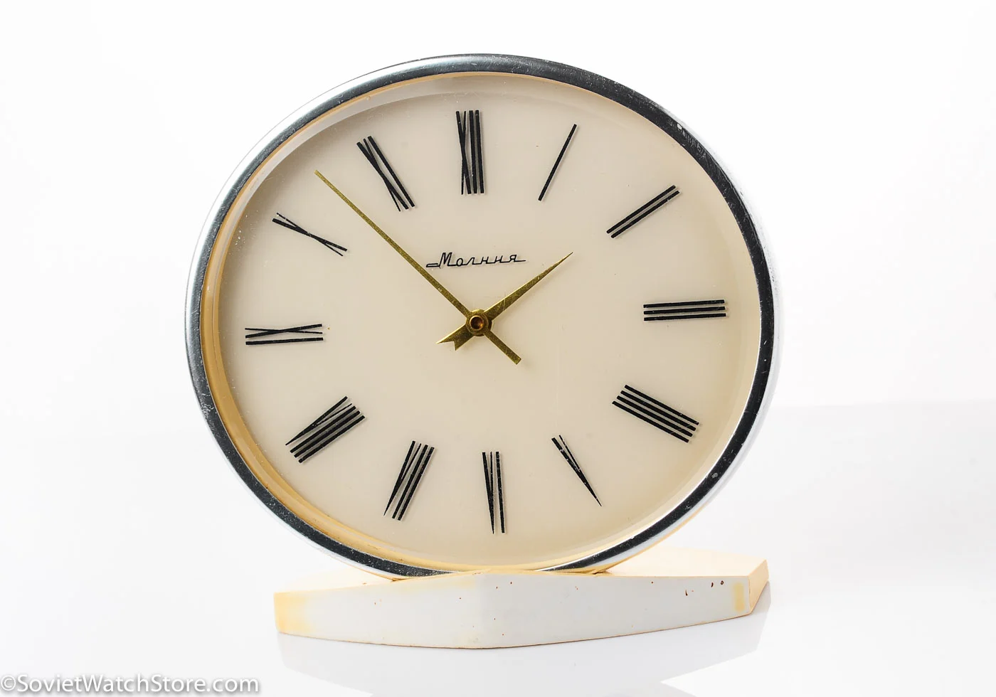 Molnija vintage mechanical table clock