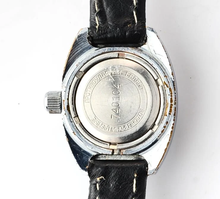 Zaria-Amphibian - vintage Soviet mechanical watch for ladies
