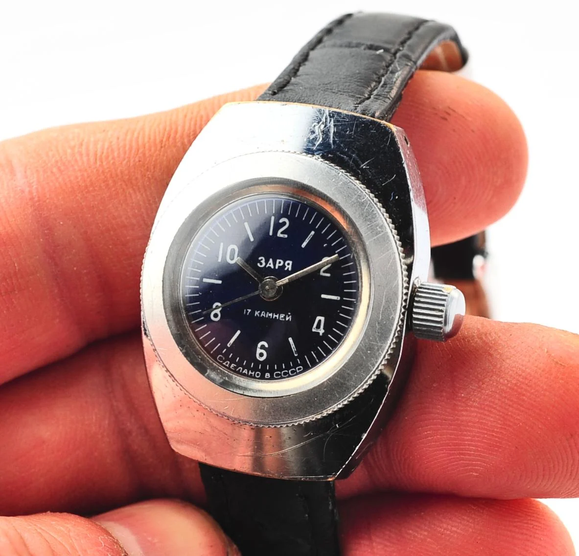 Zaria-Amphibian - vintage Soviet mechanical watch for ladies