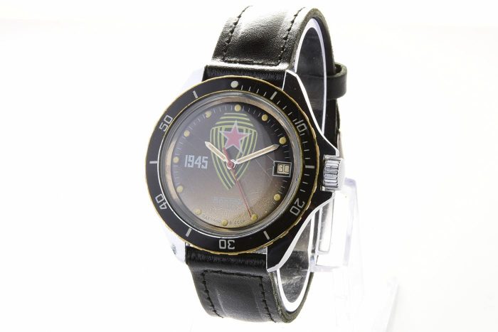 Vostok Commander’s mechanical watch – special World War II commemoration edition