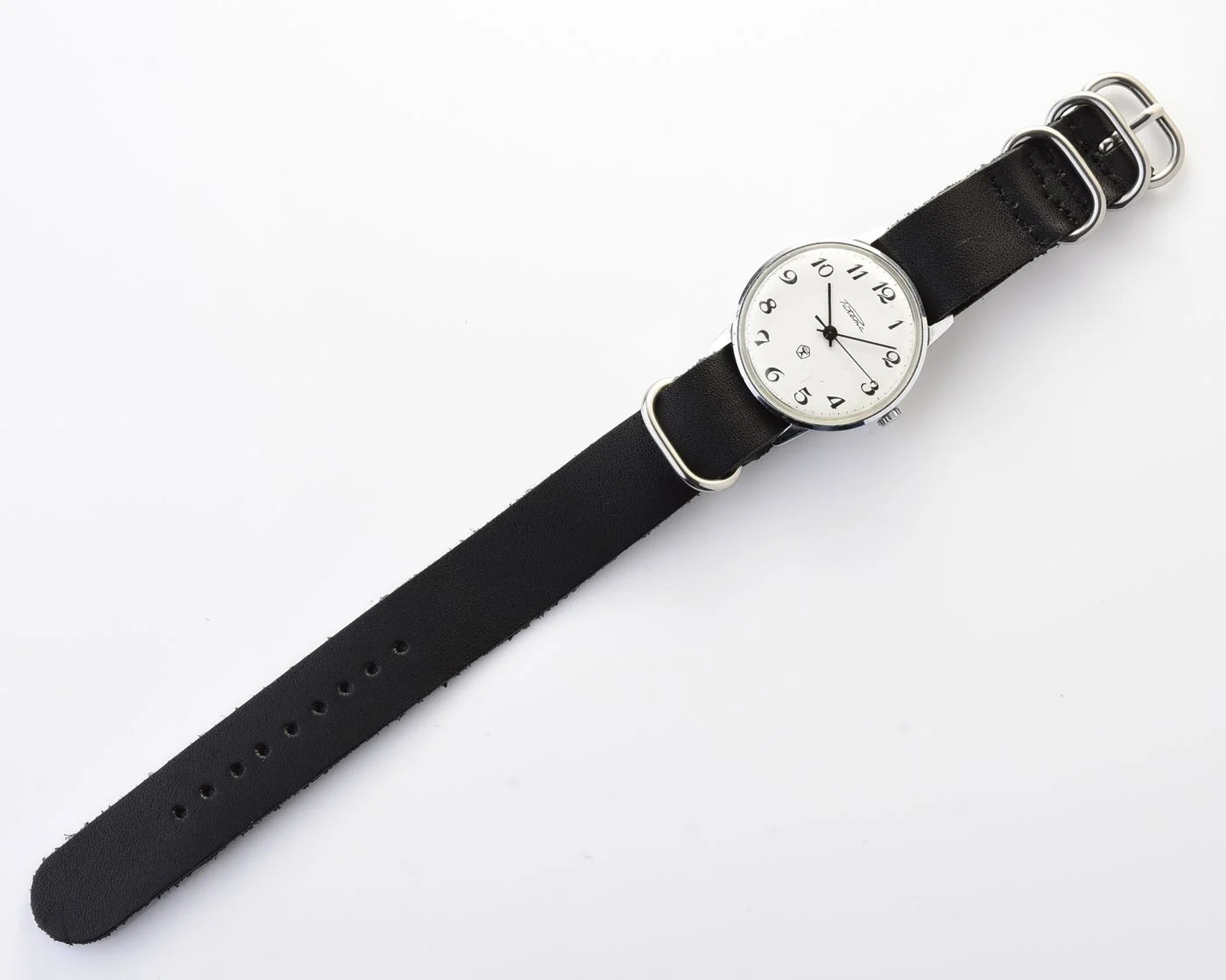Soviet Raketa elegant vintage wristwatch with genuine leather NATO strap