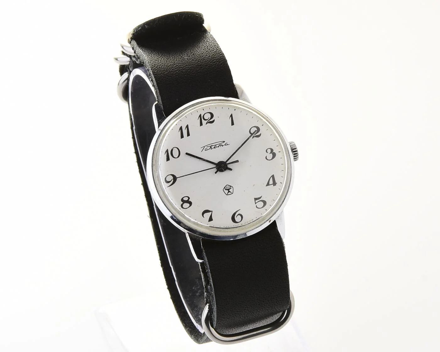 Soviet Raketa elegant vintage wristwatch with genuine leather NATO strap