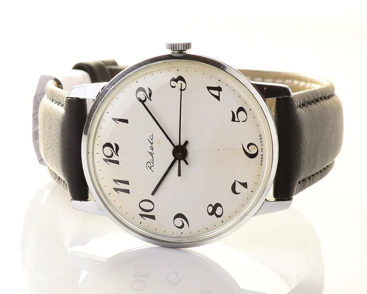 Soviet Raketa elegant vintage wristwatch