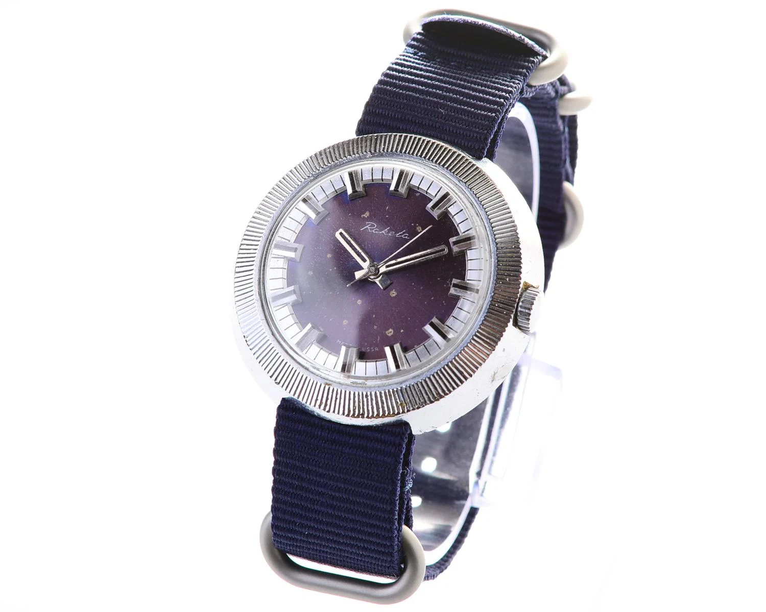 Large vintage Raketa mechanical watch
