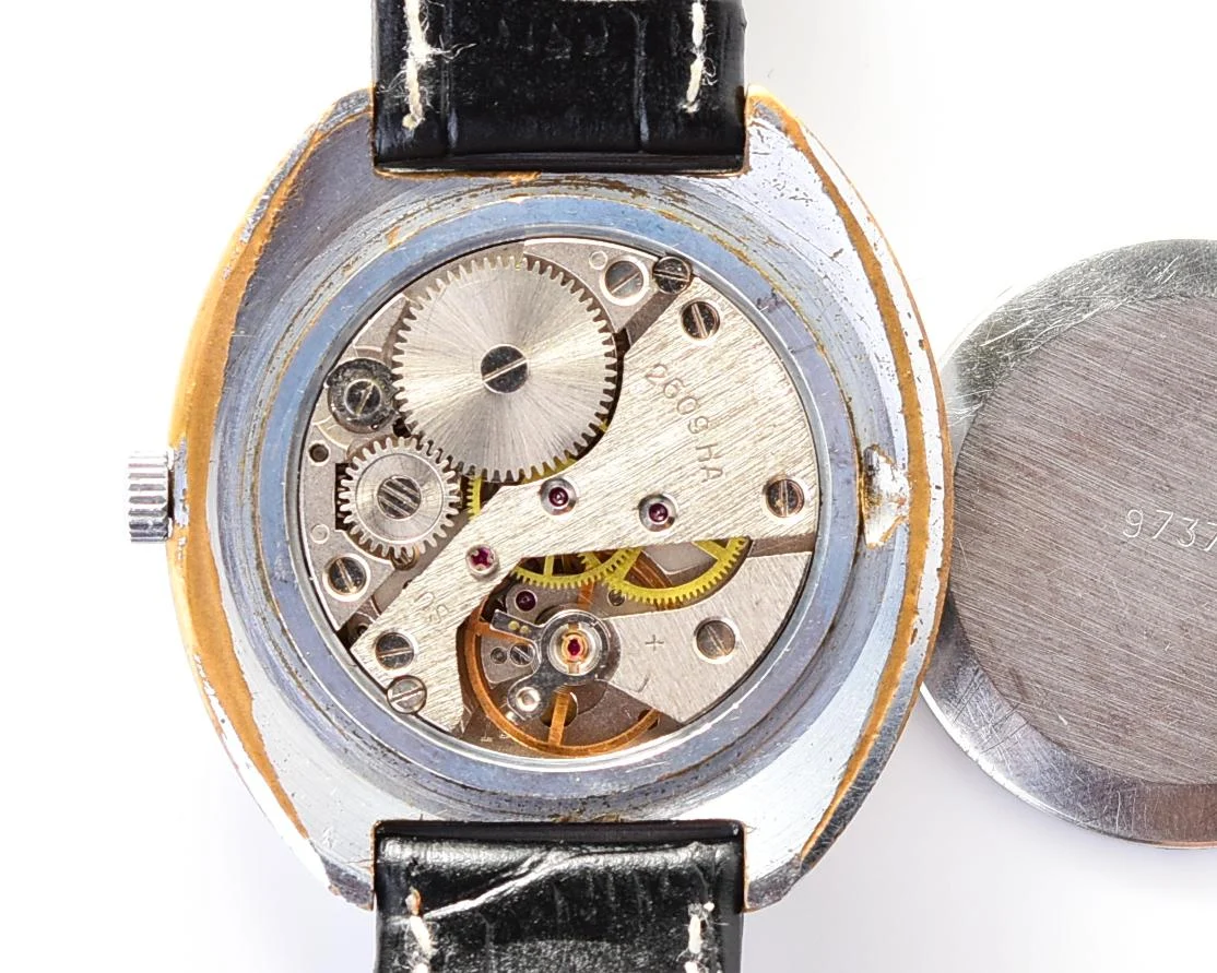 Large vintage Raketa mechanical watch