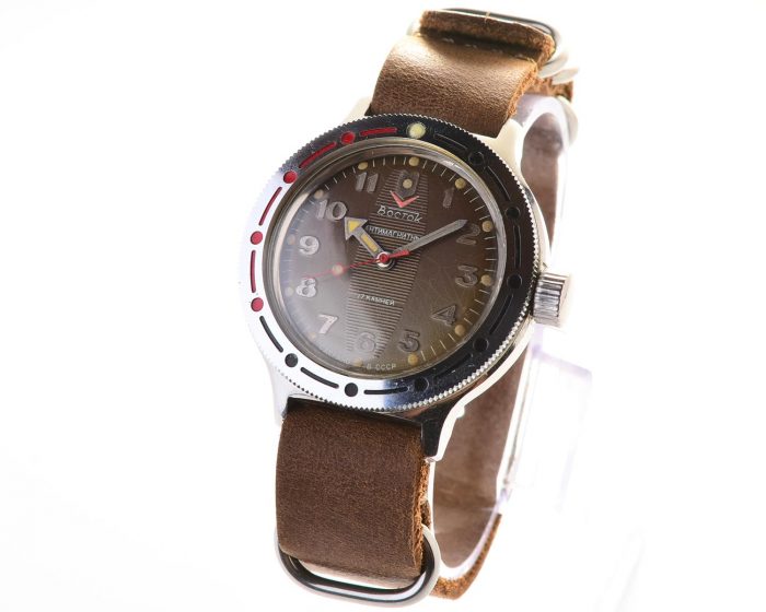 Vostok Amphibia mechanical watch + genuine leather NATO strap!