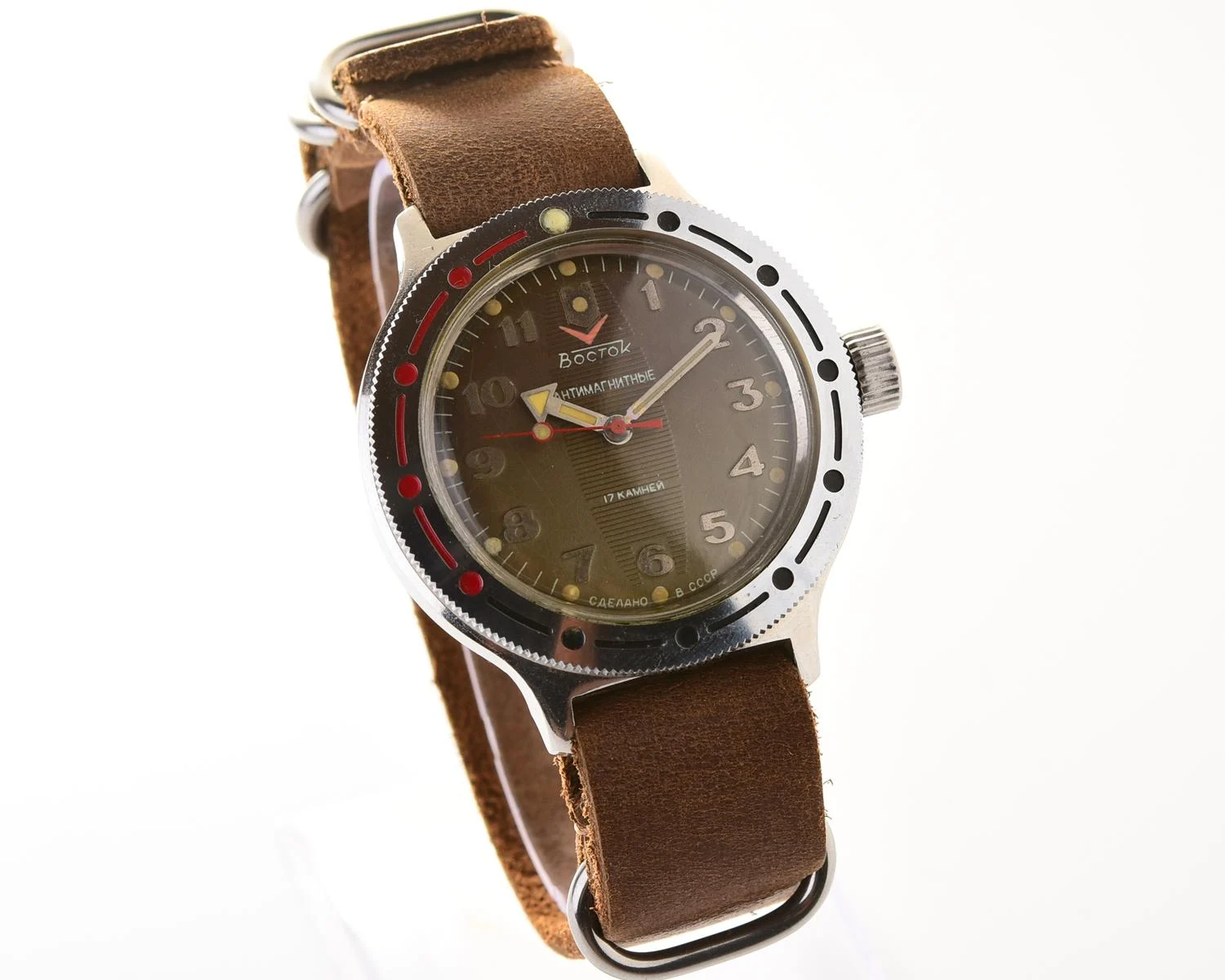Vostok Amphibia mechanical watch + genuine leather NATO strap!