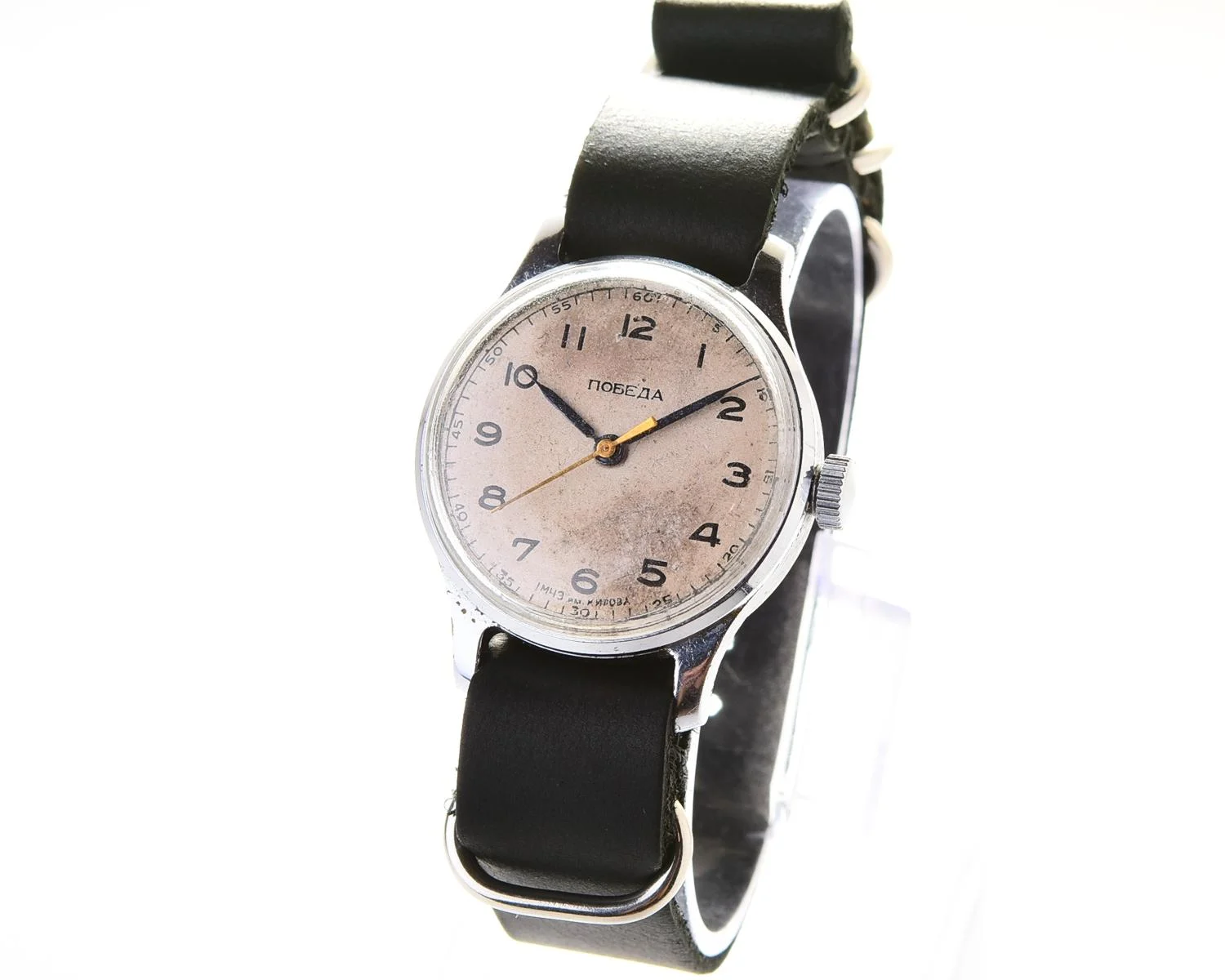 Vintage Pobeda watch with central seconds hand, from 1954