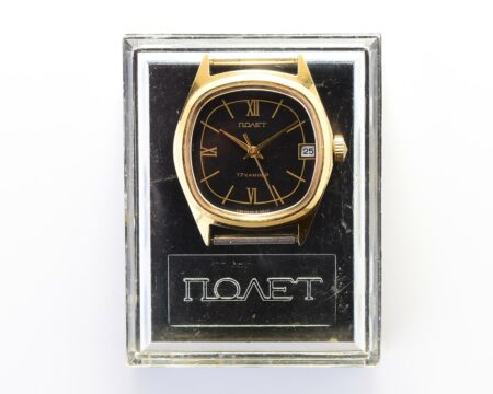 TIME CAPSULE: Soviet POLJOT mechanical wrist watch - NEW old stock(NOS)!