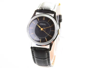 Vintage Raketa Baltika mechanical watch