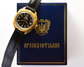 Vostok Commander's watch - Komandirskie Tank, 🇺🇦 presidential gift watch!