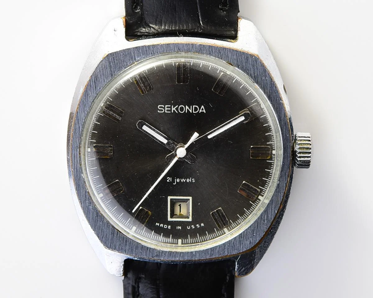 Vintage Soviet Sekonda mechanical wristwatch