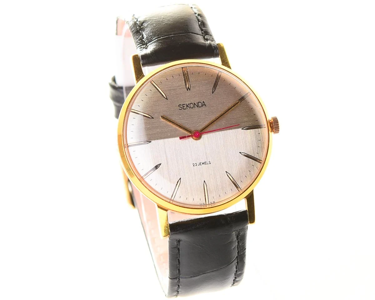 Soviet vintage gold-plated Sekonda with rare duotone dial!