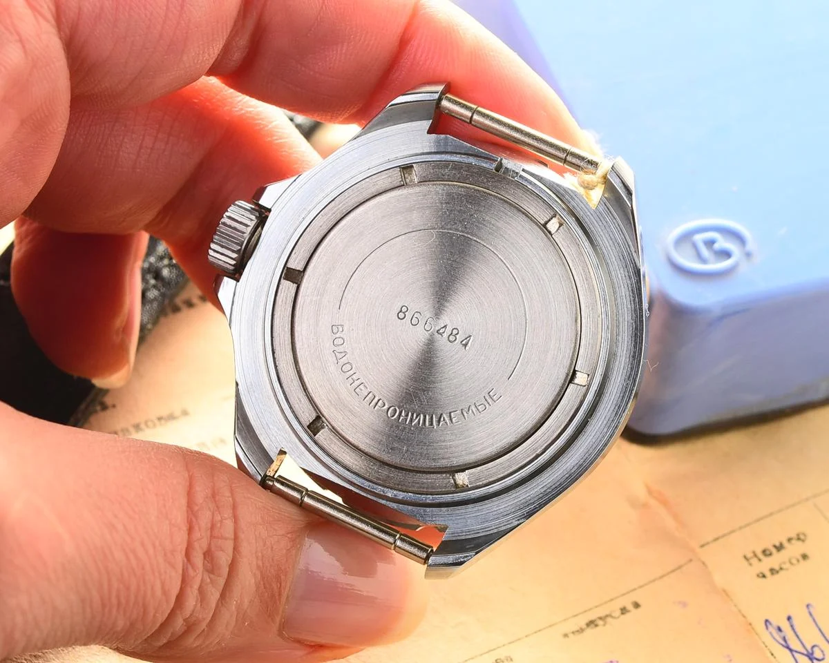 TIME CAPSULE: Vostok Komandirskie Tank mechanical watch – New Old Stock (NOS)!