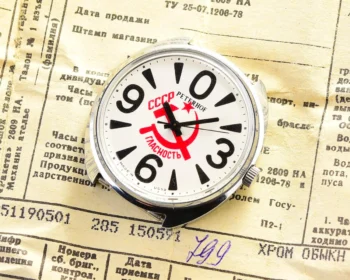 TIME CAPSULE: Soviet vintage mechanical watch Raketa “big zero”, New Old Stock (NOS)!