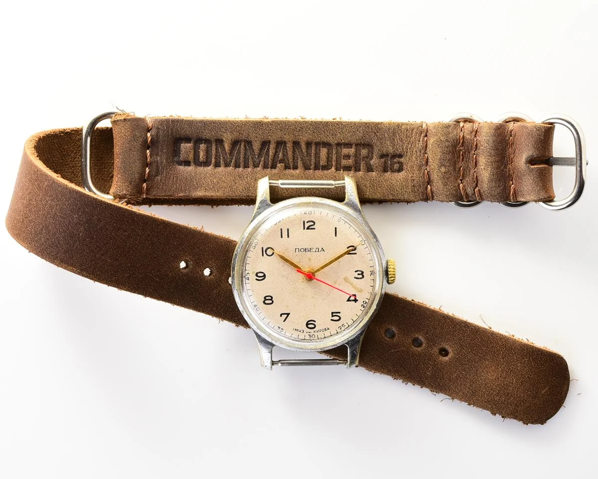 Vintage Soviet mechanical Pobeda wrist watch with central seconds hand