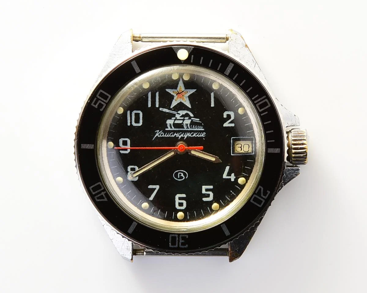 Vostok Commander's watch - Komandirskie Tank with black bezel and genuine leather NATO strap