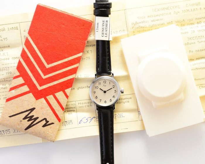 TIME CAPSULE: Soviet vintage wristwatch Luch – new old stock(NOS)!