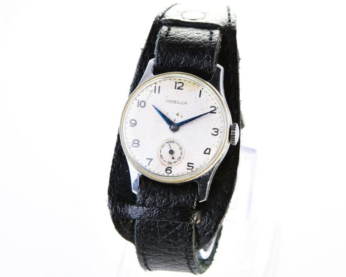 Vintage soviet mechanical POBEDA wrist watch
