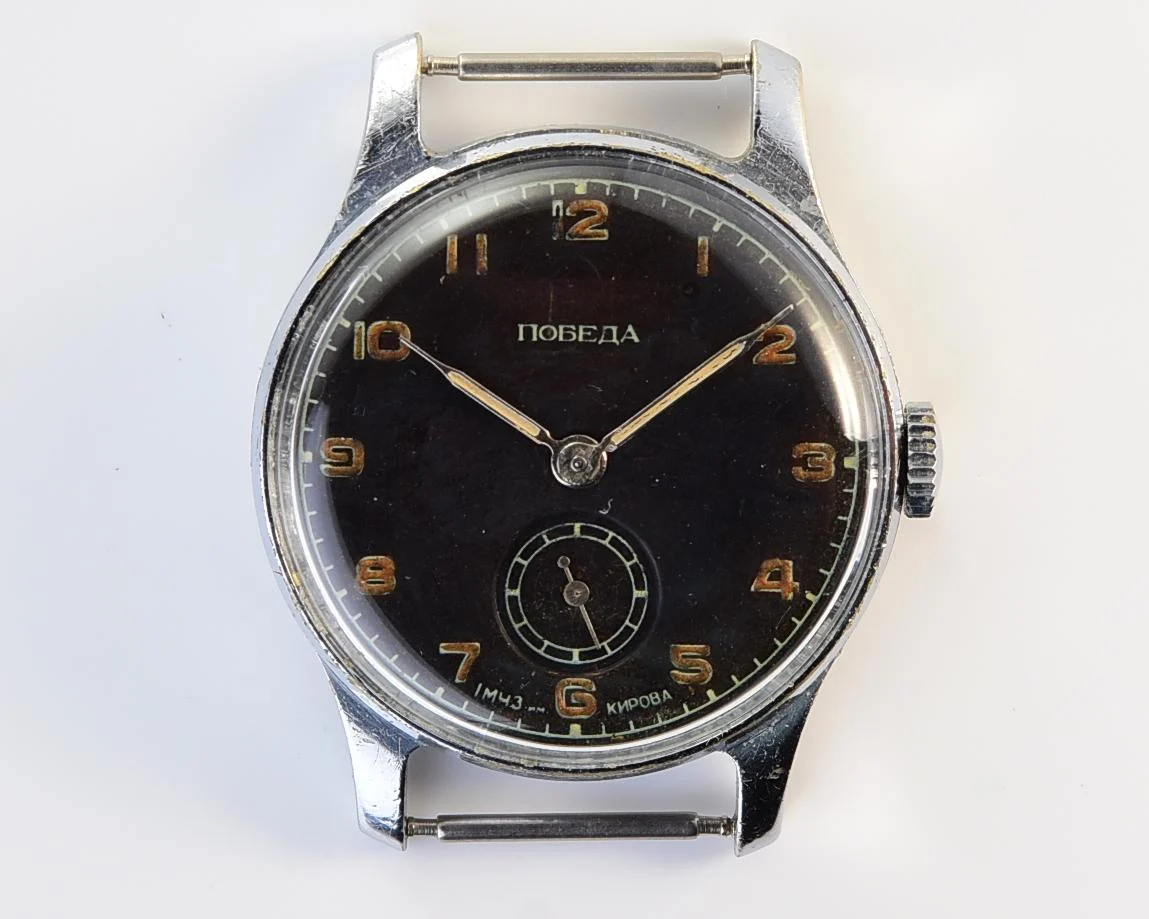 Vintage Soviet Pobeda mechanical wristwatch, from 4th quarter 1953!