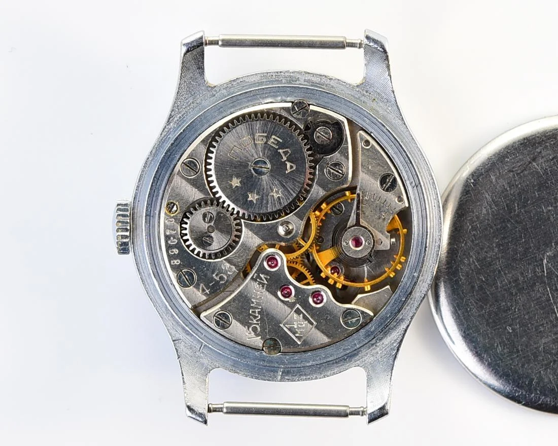 Vintage Soviet Pobeda mechanical wristwatch, from 4th quarter 1953!