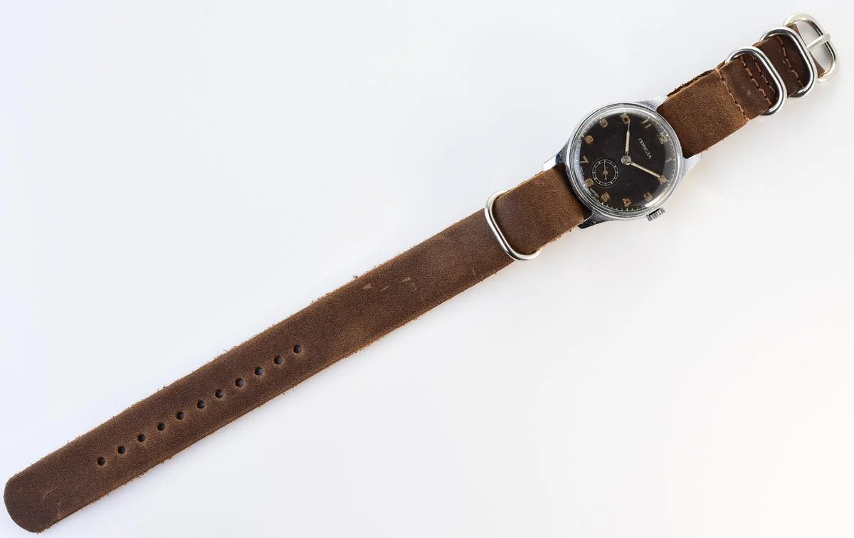 Vintage Soviet Pobeda mechanical wristwatch, from 4th quarter 1953!