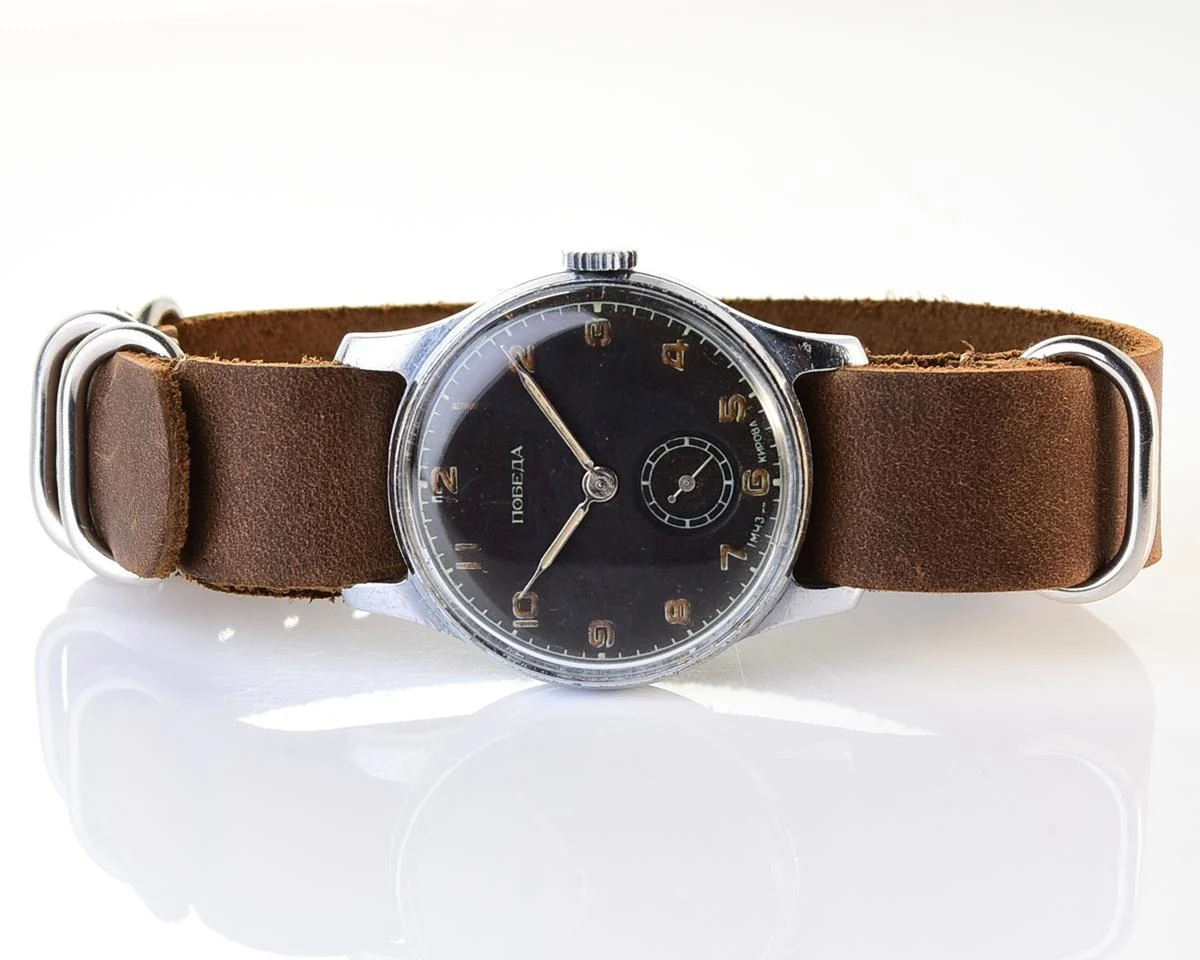 Vintage Soviet Pobeda mechanical wristwatch, from 4th quarter 1953!