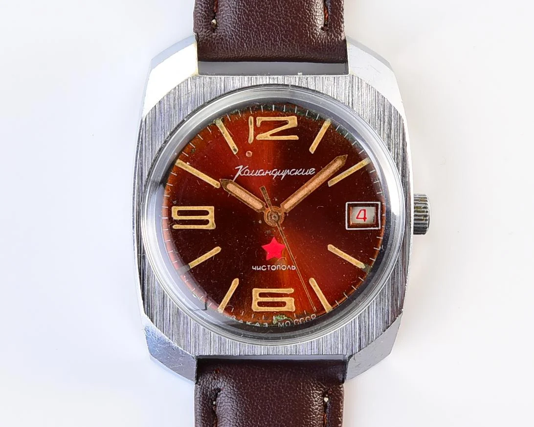Soviet Komandirskie mechanical wrist watch - Zakaz MO CCCP!