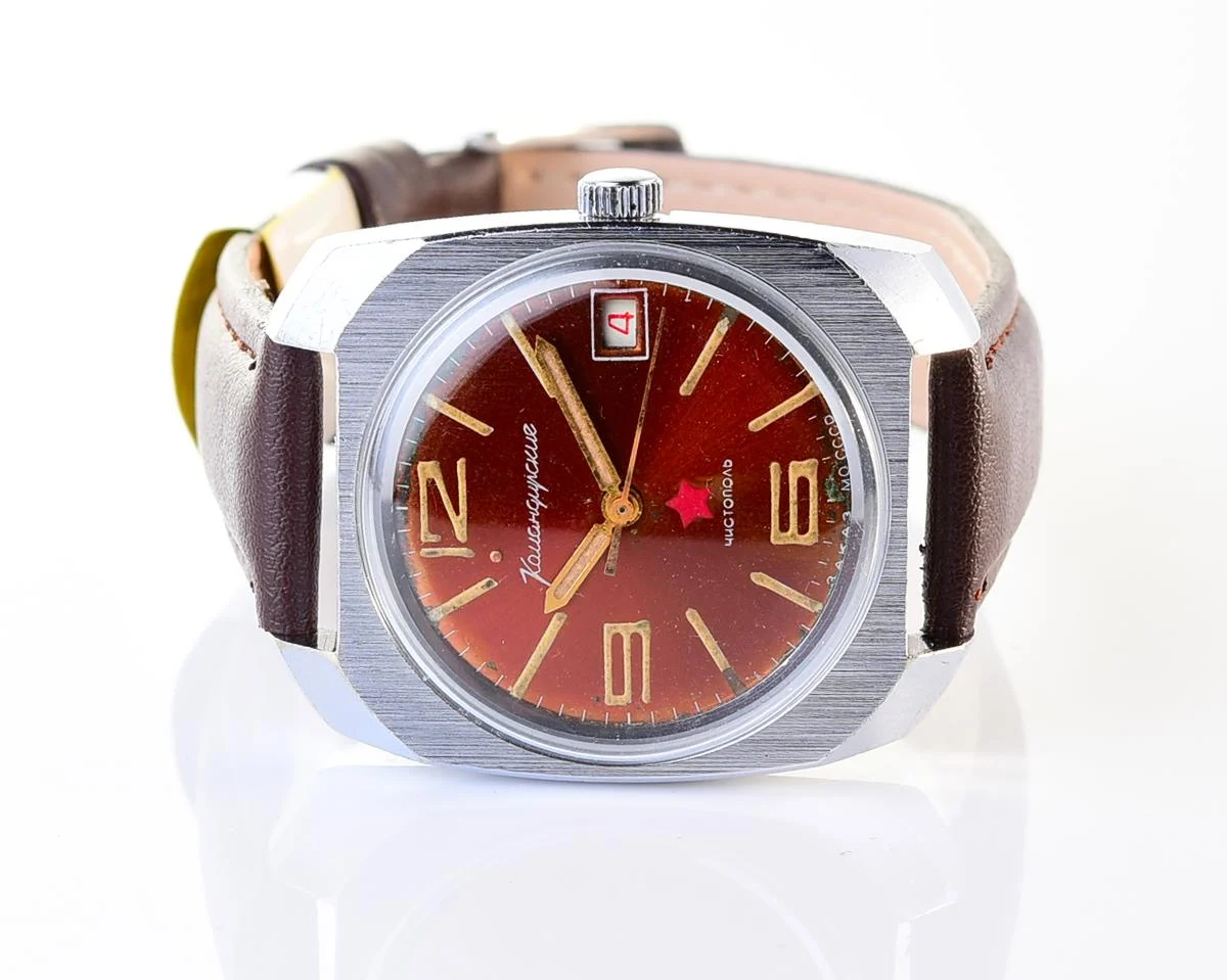 Soviet Komandirskie mechanical wrist watch - Zakaz MO CCCP!