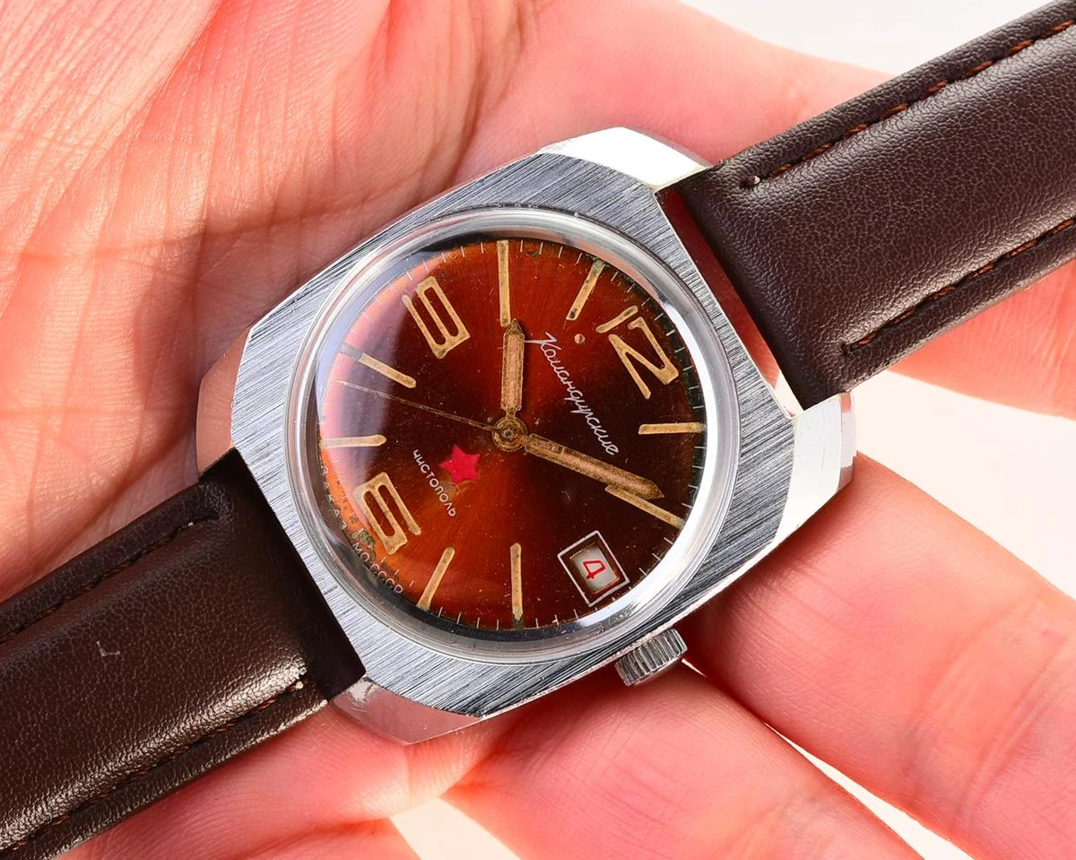 Soviet Komandirskie mechanical wrist watch - Zakaz MO CCCP!