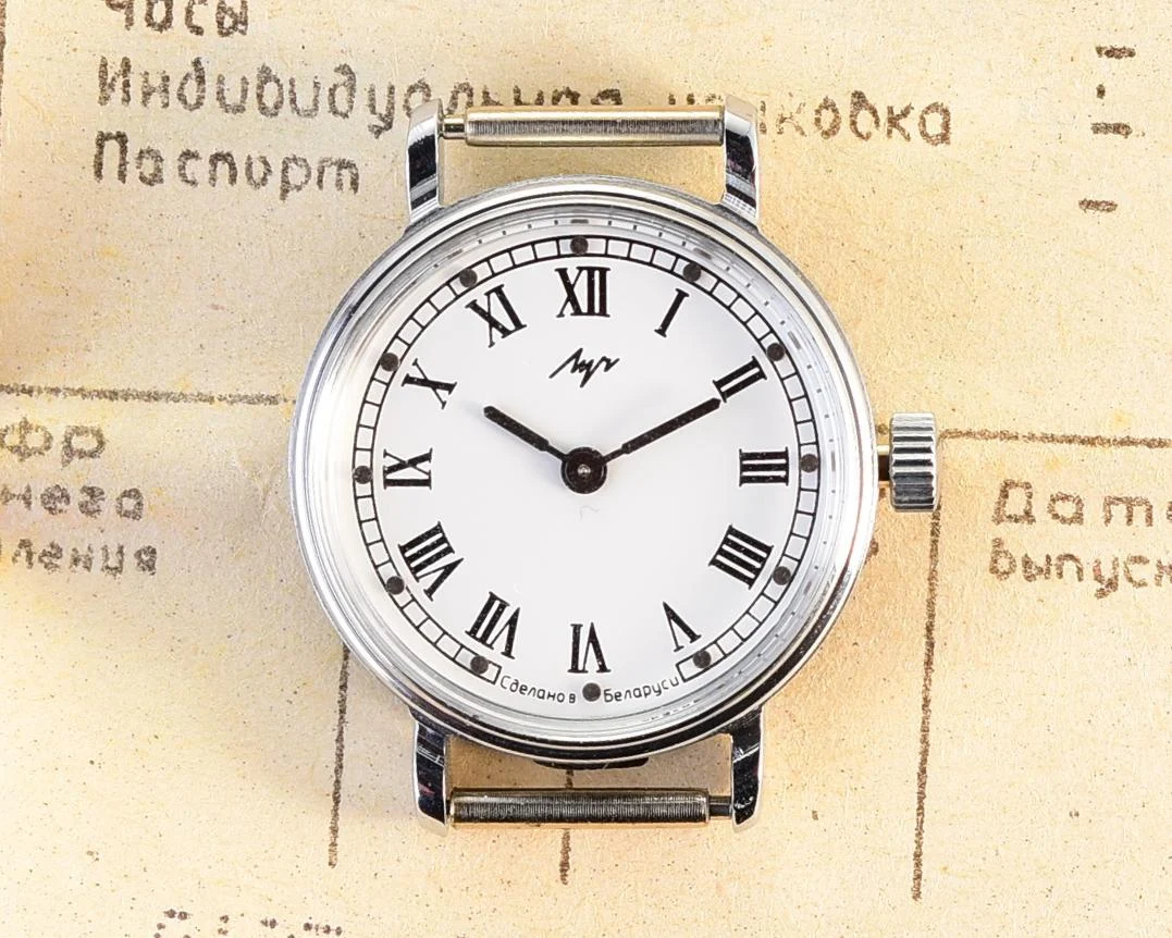 TIME CAPSULE: Soviet vintage wristwatch Luch – New Old Stock (NOS)!