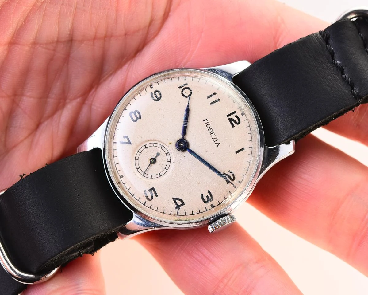 Vintage Soviet mechanical Pobeda wrist watch, 4th quarter 1953