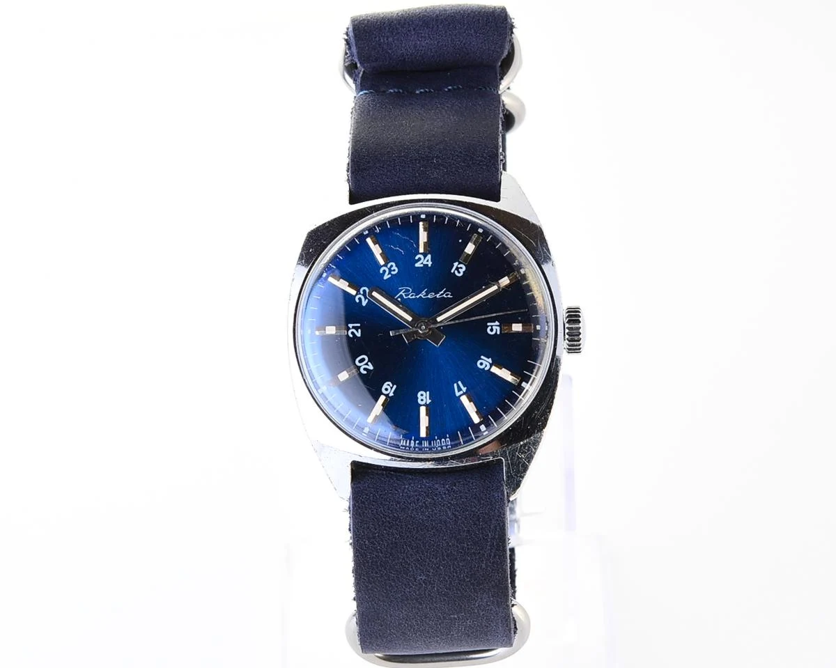 Soviet Raketa vintage mechanical wristwatch - military style 24 hour dial