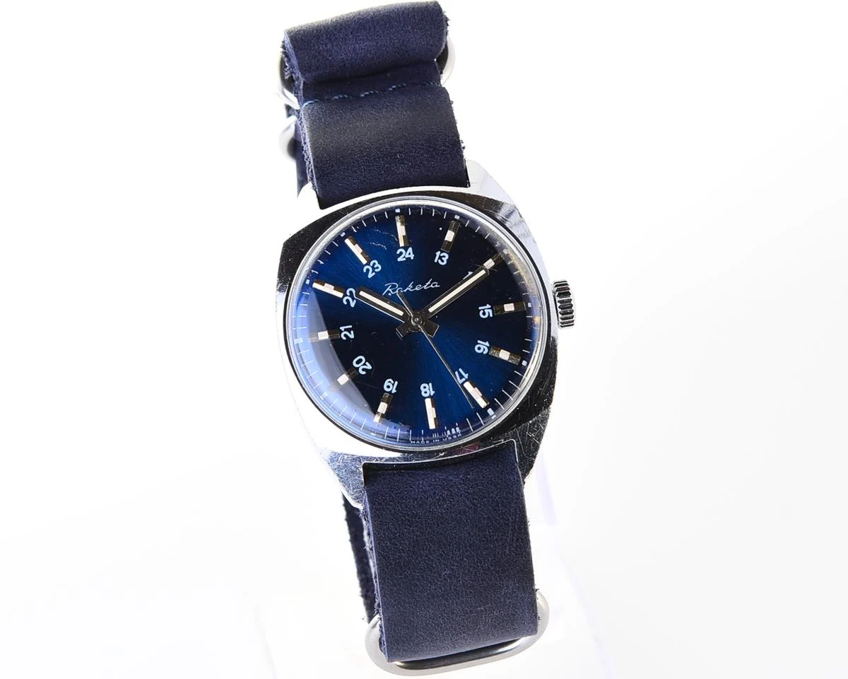 Soviet Raketa vintage mechanical wristwatch - military style 24 hour dial