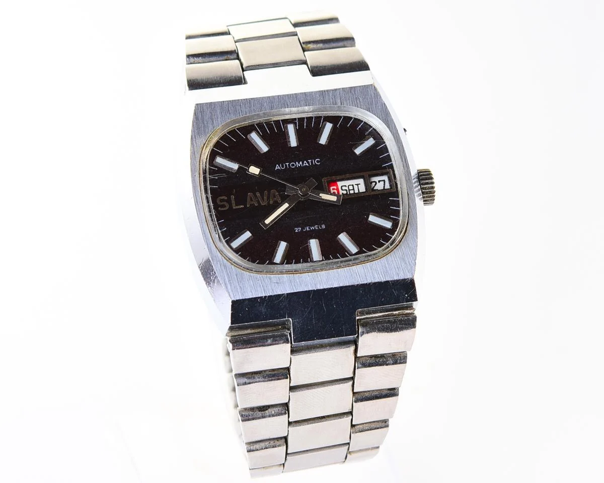 Slava-tank Soviet mechanical vintage watch – automatic self winding movement