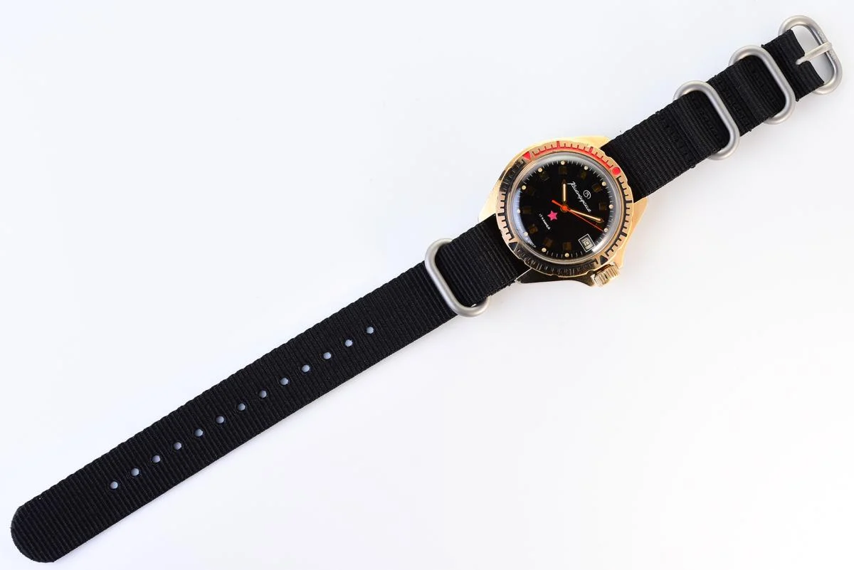 Komandirskie mechanical wrist watch
