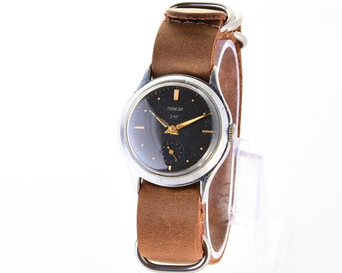 Vintage soviet mechanical POBEDA wrist watch