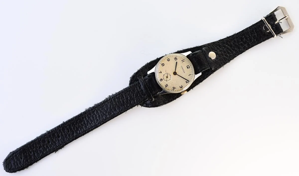 Vintage Soviet mechanical Pobeda wrist watch