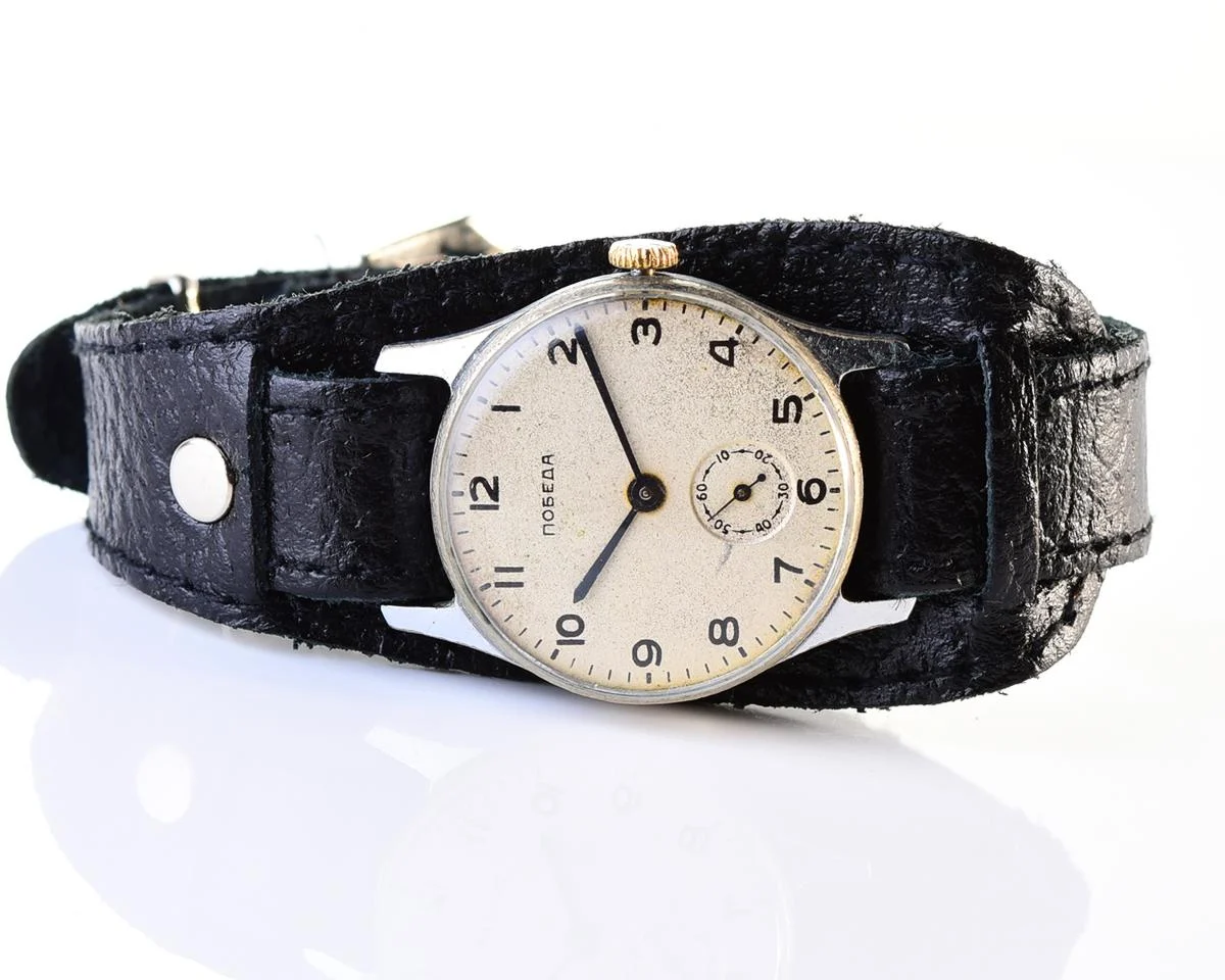 Vintage Soviet mechanical Pobeda wrist watch