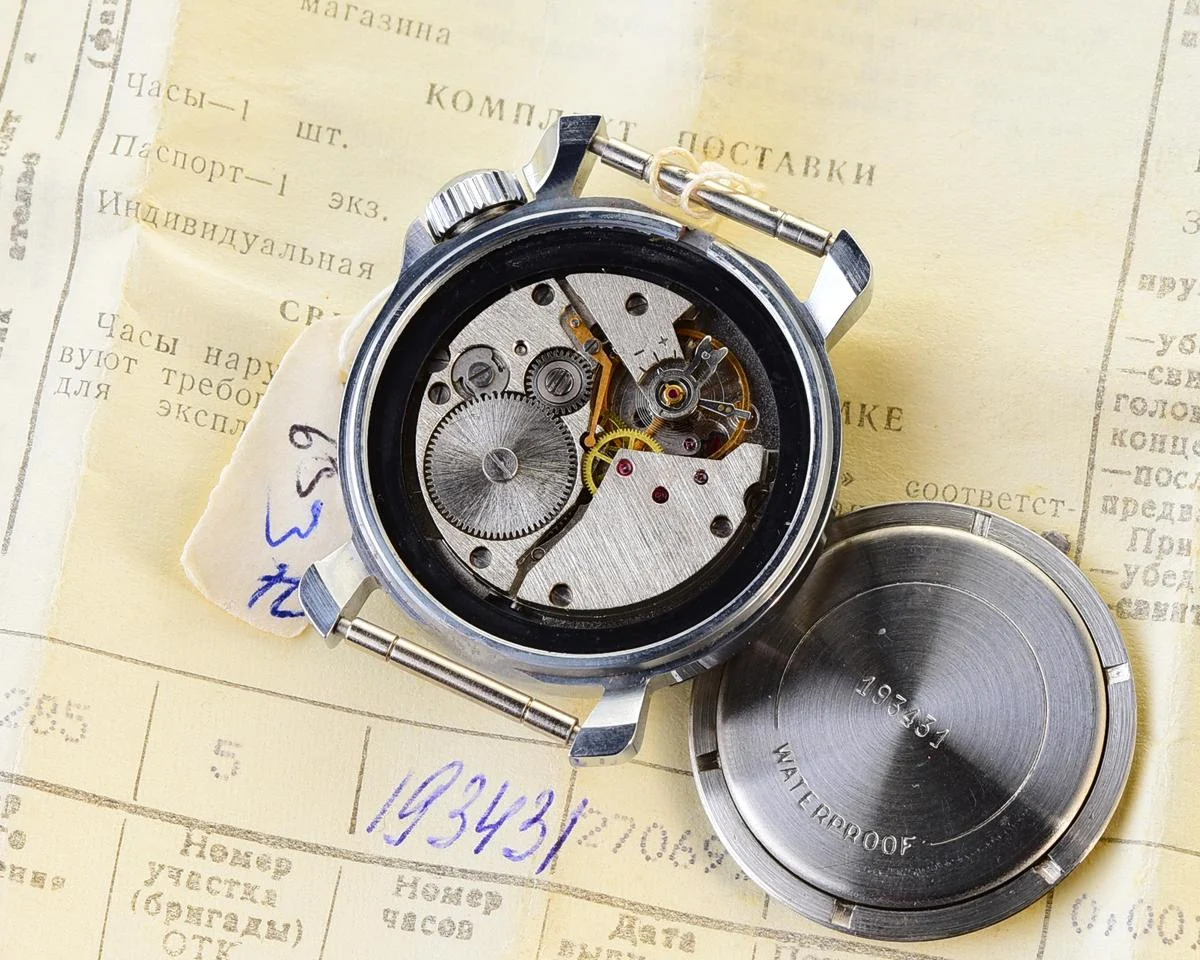 TIME CAPSULE: Vostok Commander’s Junior mechanical watch – New Old Stock (NOS)!