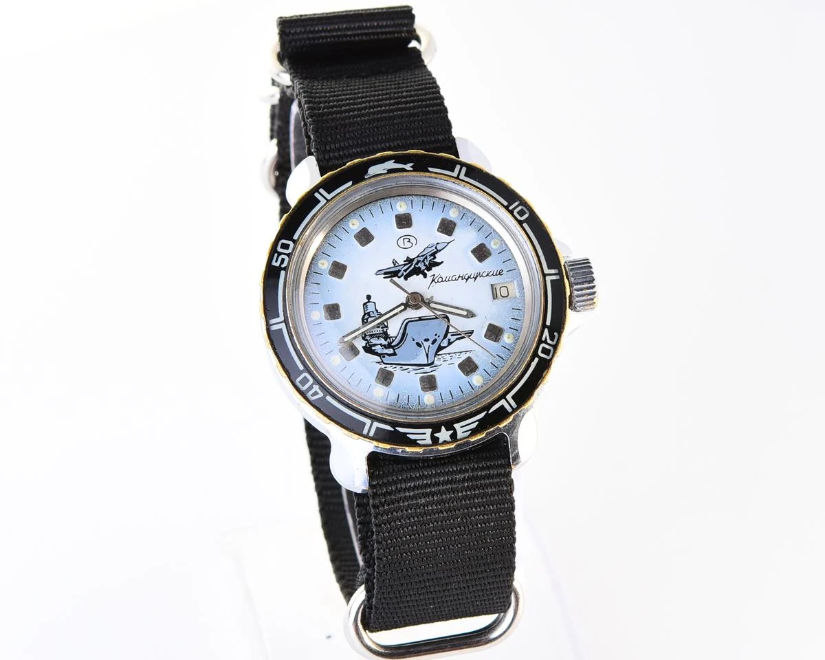 Komandirskie mechanical wrist watch with admiral Kuznetsov aircraft carrier!