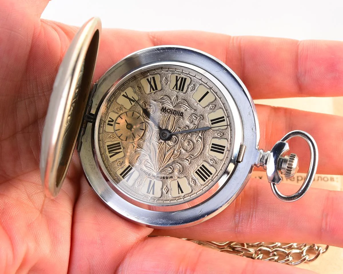 TIME CAPSULE: Molnija pocket watch, with Hunter, New Old Stock!