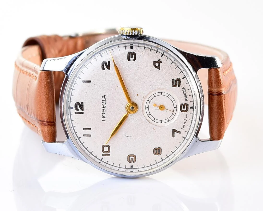 Vintage Soviet mechanical Pobeda wristwatch, 1st Moskow Watch Factory, from the 4th quarter 1953