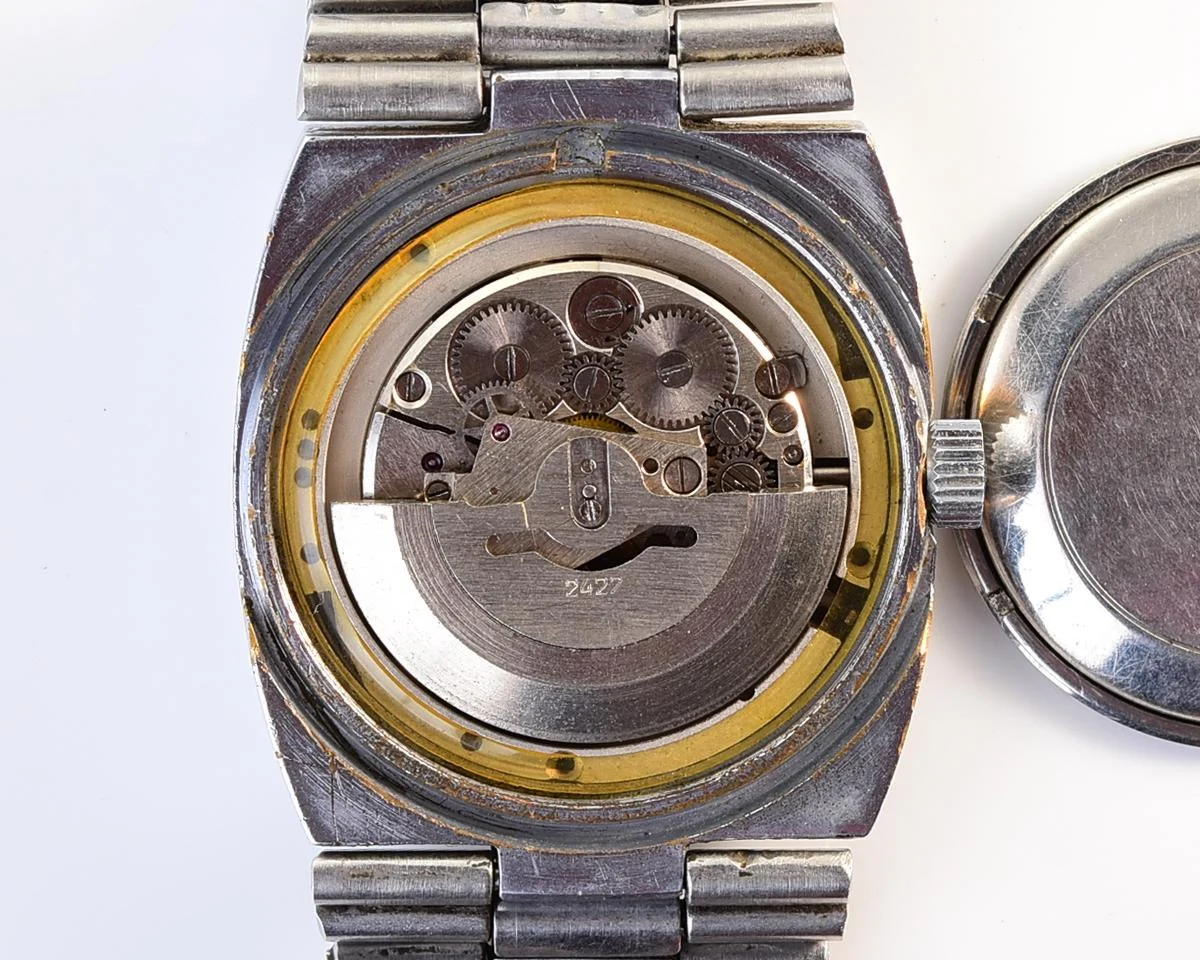 Slava Soviet mechanical vintage watch – automatic self winding movement