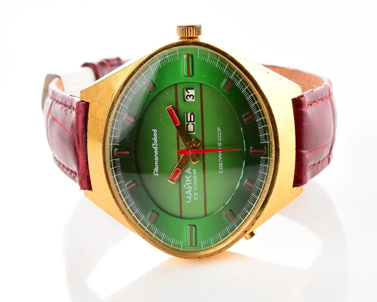 Chaika "Stadium" Soviet mechanical gold-plated watch with automatic self-winding movement