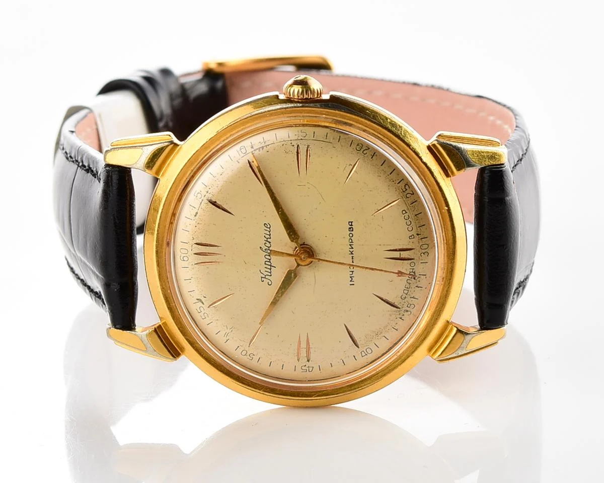 Rare! Beautiful vintage Soviet gold-plated wrist watch from 50s - Kirovskie 1MWF