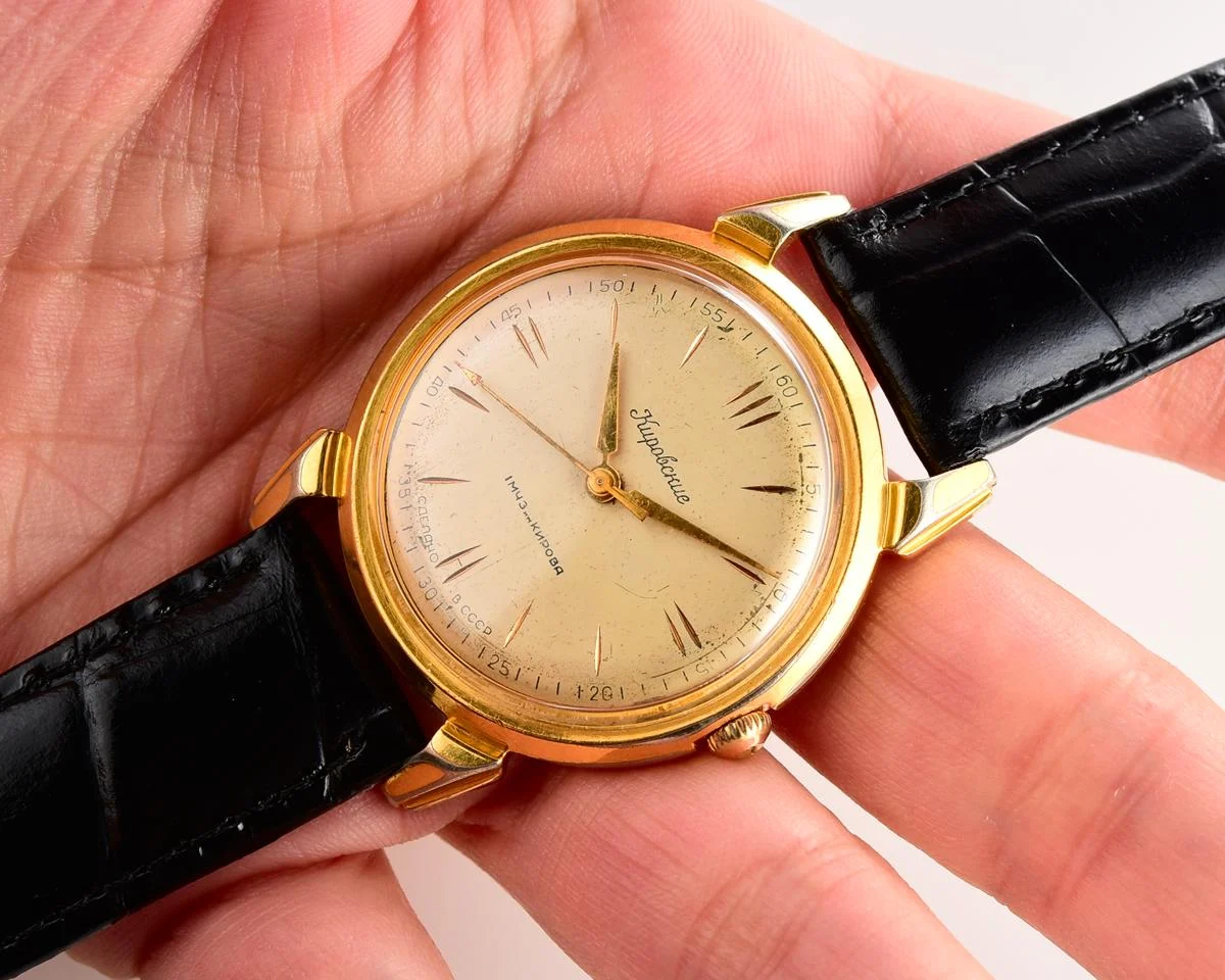 Rare! Beautiful vintage Soviet gold-plated wrist watch from 50s - Kirovskie 1MWF