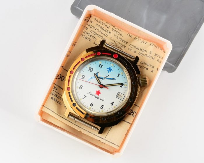 TIME CAPSULE: Vostok Komandirskie mechanical watch – new old stock(NOS)!