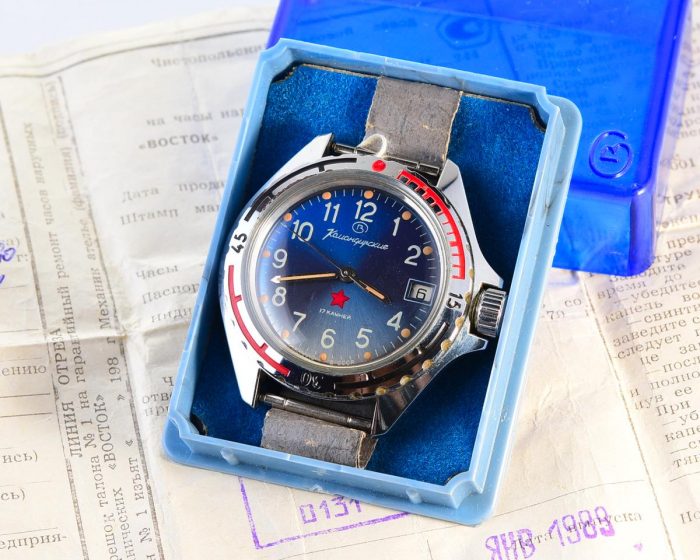 TIME CAPSULE: Vostok Komandirskie mechanical watch – new old stock(NOS)!
